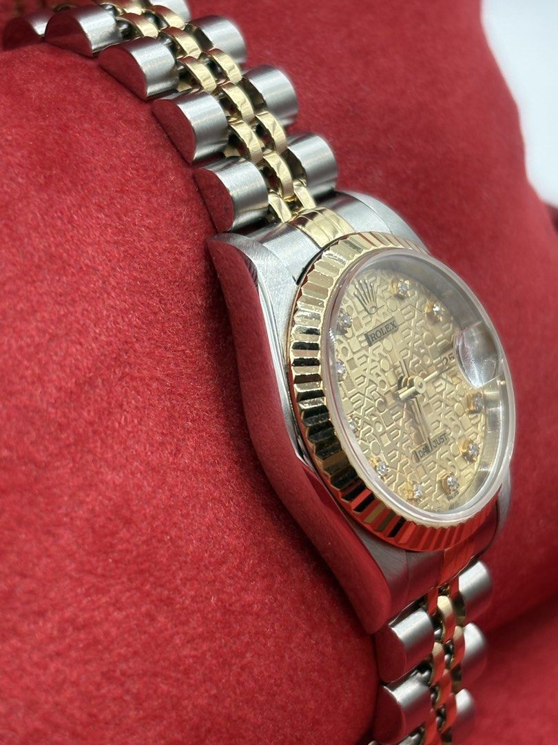1997 Rolex Datejust 26mm (Category: Women's Watches) located in Pasig City. Submitted by nicoestradaa (Listing ID 1464035751, Image 2). Description: Rolex Lady Datejust Champagne Anniversary dial 18k Yellow gold bracelet and bezel 26mm 69173 1997 year model 9.5/10 condition Box, papers, tags and links Open for authentication 325k.