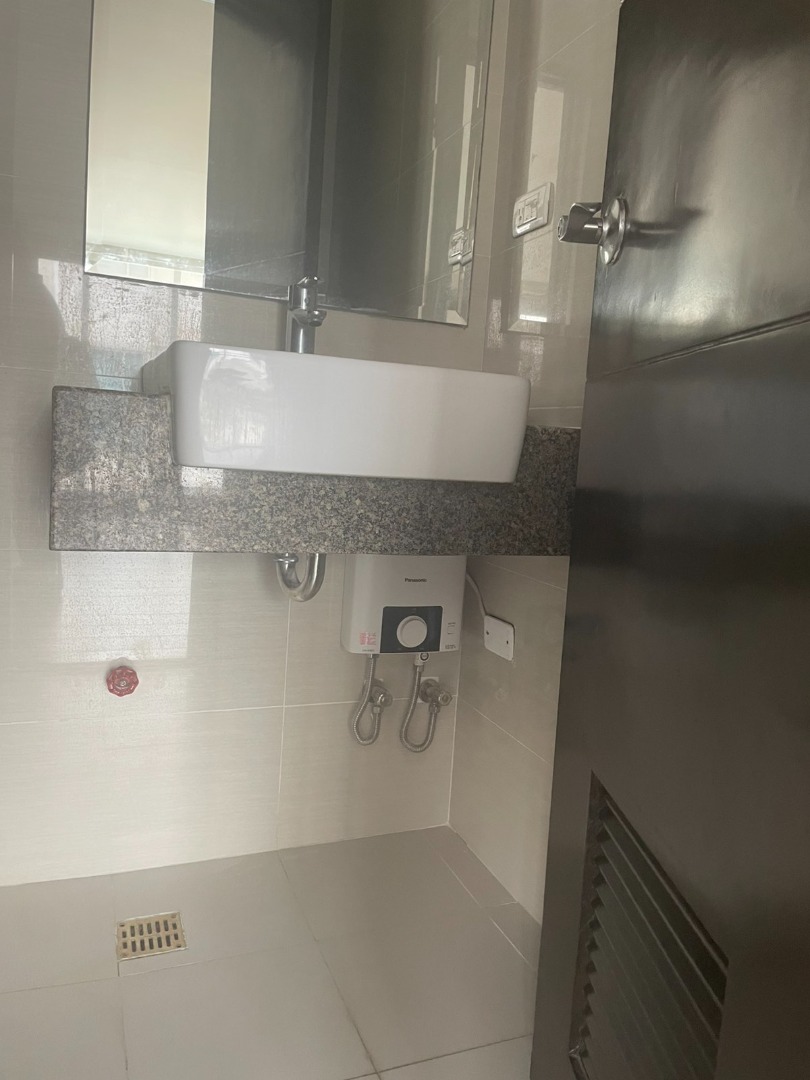 (Category: ) located in . Submitted by remax.portfolio (Listing ID 1463956483, Image 1). Description: .