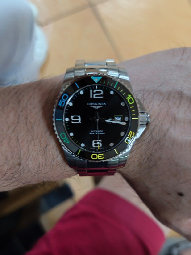 2023 Longines HydroConquest Birmingham edition 41mm divers automatic (Category: Luxury Watches) located in Manila. Submitted by michaelivancha (Listing ID 1453191745, Image 1). Description: 2023 Longines HydroConquest 41mm Birmingham Edition divers Automatic - All original /authentic - 300m Water Resistance - Black Dial with Colorful Bezel Accents -Ceramic bezel / zapphire crystal - Includes Original Box, Warranty Card, Extra Links /manual / purc