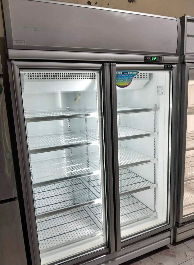 2-DOOR CHILLER GLASS (Category: Refrigerators and Freezers) located in Taguig. Submitted by jasminefuentes286 (Listing ID 1464076173, Image 1). Description: .