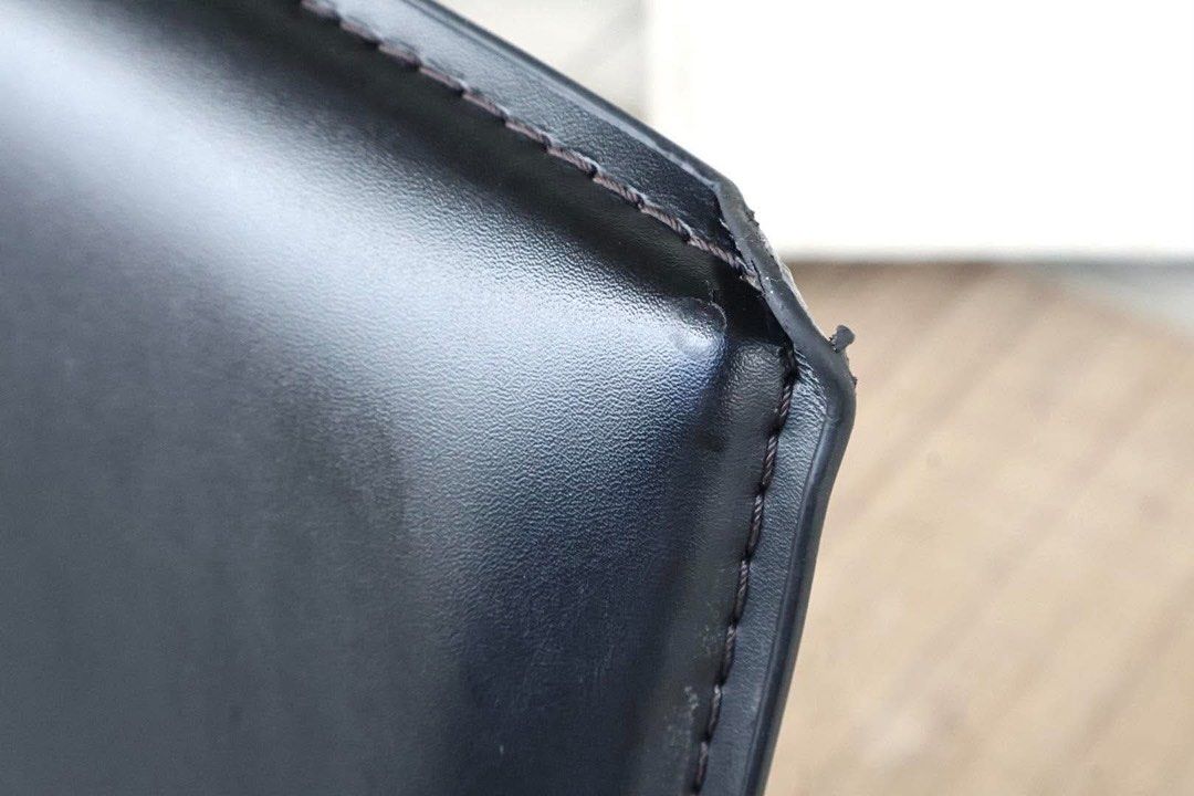 2PCS DINING CHAIRS IN LEATHER CUSHION (Category: Chairs) located in Manila. Submitted by jerichocal17856 (Listing ID 1464072963, Image 2). Description: JAPAN SURPLUS FURNITURE 2PCS DINING CHAIRS IN LEATHER CUSHION Size 16.5L x 16.5W x 17SH x 30.5H in inched (AS-IS ITEM) *Minimal Scratch Only IN GOOD CONDITION.