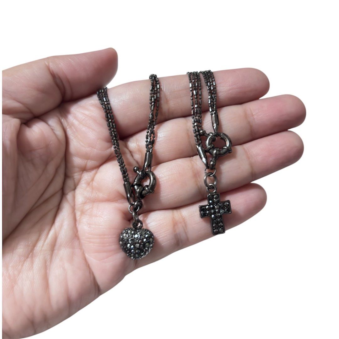 2pcs Multi-strand gunmetal bracelet (Category: Bracelets) located in Paranaque City. Submitted by dalle_closet (Listing ID 1463996773, Image 1). Description: take all only slightly used pa length: 19cm .