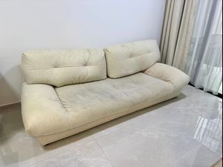 (Category: ) located in . Submitted by royalmoon_3bf68e (Listing ID 1463993676, Image 1). Description: .