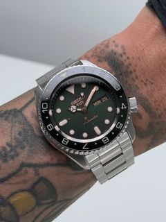 (Category: ) located in . Submitted by e.s.watches (Listing ID 1464094145, Image 1). Description: .