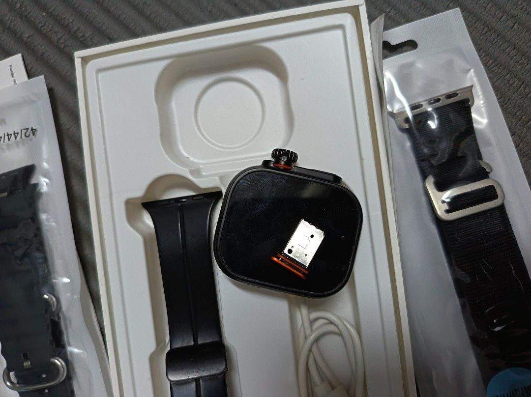 4G NETWORK SMART WATCH ULTRA (Category: Wearables & Smart Watches) located in Kuala Kerai. Submitted by danishhirz17881 (Listing ID 1464088734, Image 2). Description: Beli dari 2023 tapi jarang guna dan simpan.Masih lagi berfungsi , harga beli asal rm500+ -ada camera -bole masuk sim card dan ada play store -items still ada semua dalam box.