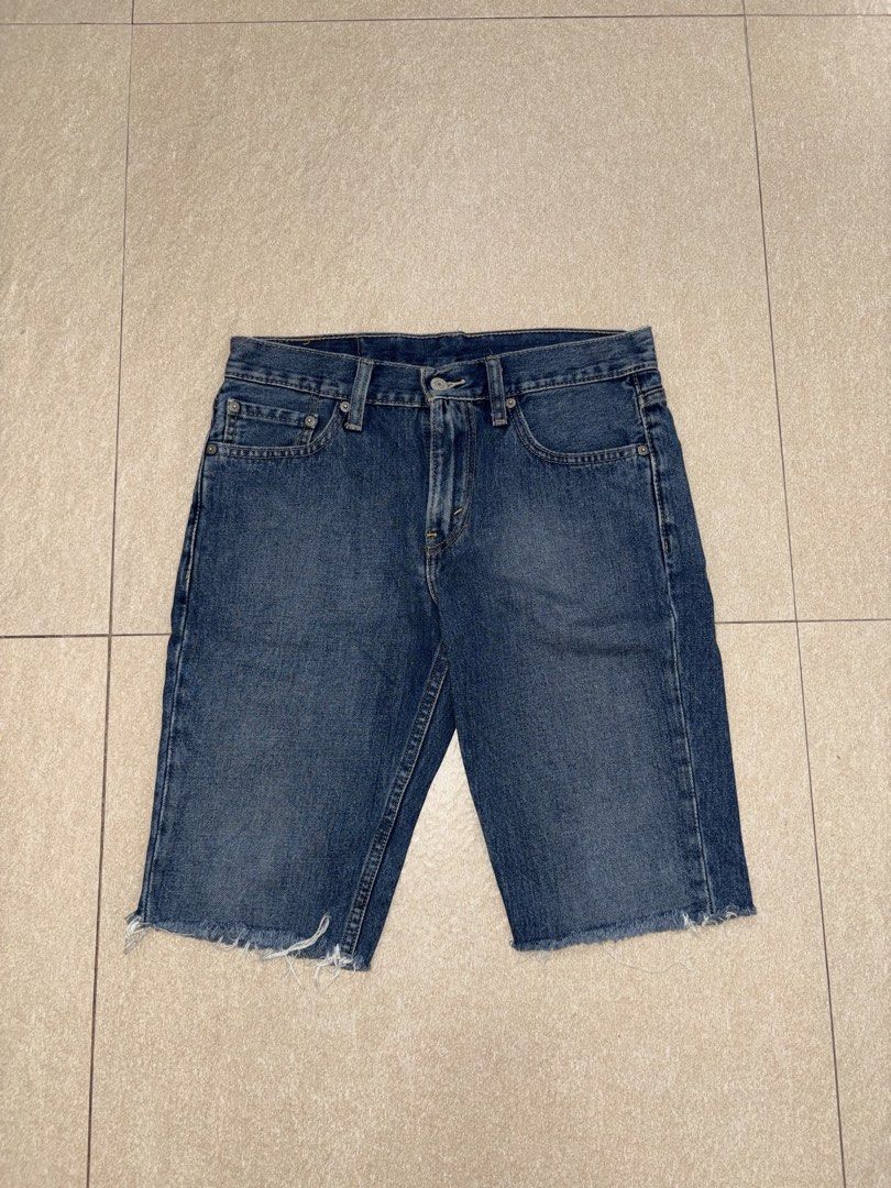 511 LEVIS SHORT (Category: Shorts) located in Manila. Submitted by triptothrift7 (Listing ID 1464067504, Image 2). Description: pm me for fast transaction! 511 LEVIS SHORT for only 799 size 30 on tag waistline 30 length 21 no issue excellent condition color rate 9/10 mode of payment gcash or bank transfer location Biñan laguna.