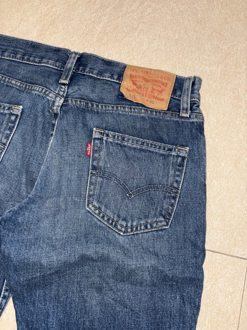 511 LEVIS SHORT (Category: Shorts) located in Manila. Submitted by triptothrift7 (Listing ID 1464067504, Image 3). Description: pm me for fast transaction! 511 LEVIS SHORT for only 799 size 30 on tag waistline 30 length 21 no issue excellent condition color rate 9/10 mode of payment gcash or bank transfer location Biñan laguna.