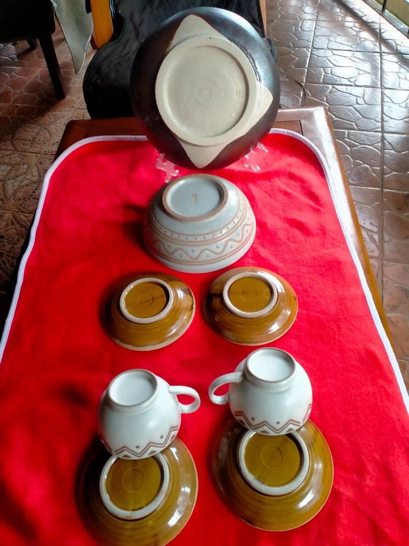8pc Stoneware Bowl, Plate, Cups & Saucers Set (Category: Dinnerware & Cutlery) located in Manila. Submitted by margeventa (Listing ID 1463643950, Image 2). Description: - Complete 8-piece stoneware set - Includes 1 large serving bowl - Includes 1 large serving plate with unique nature-inspired design - Includes 2 cups with matching saucers featuring a geometric pattern - Includes 2 additional saucers (5.5 inches wide, 1 inch deep) - Ideal for ser