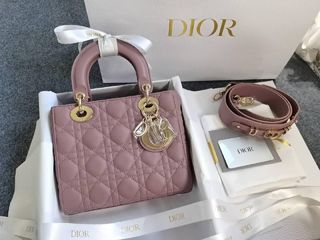 (Category: ) located in . Submitted by millenlavish_outlet (Listing ID 1463993810, Image 1). Description: .