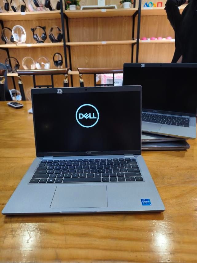 💻 DELL LATITUDE 5420 – NON-TOUCH SCREEN 💻 (Category: Laptops & Notebooks) located in Caloocan City. Submitted by preownedlapptopsalemnl (Listing ID 1463960226, Image 1). Description: 💻 DELL LATITUDE 5420 – NON-TOUCH SCREEN 💻 ✨ Business-class laptop | Great for work, school & everyday use! 🔹 Intel Core i7-1185G7 🔹 16GB DDR4 RAM 🔹 512GB SSD 🔹 14" Display – Non-Touch 🔹 Windows 11 Pro 💰 Retail Price: ₱22,000 ✅ Pre-owned & quality checked 🛡