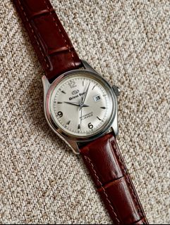 由 oldwatch.tw (刊登 ID 1463981688，圖片 1) 提交，位於 的 (類別：)，說明：。