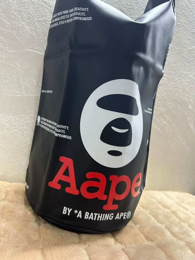 AAPE DRY BAG WATER PROOF (Category: Beach Bags) located in Caloocan City. Submitted by j3ngsanity (Listing ID 1464057603, Image 2). Description: 2PCS AVAILABLE .