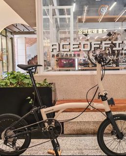 （分類：）位於 。 由 tkobike09943194 提交（商品編號 1463967021，圖片 1）。簡介： 。