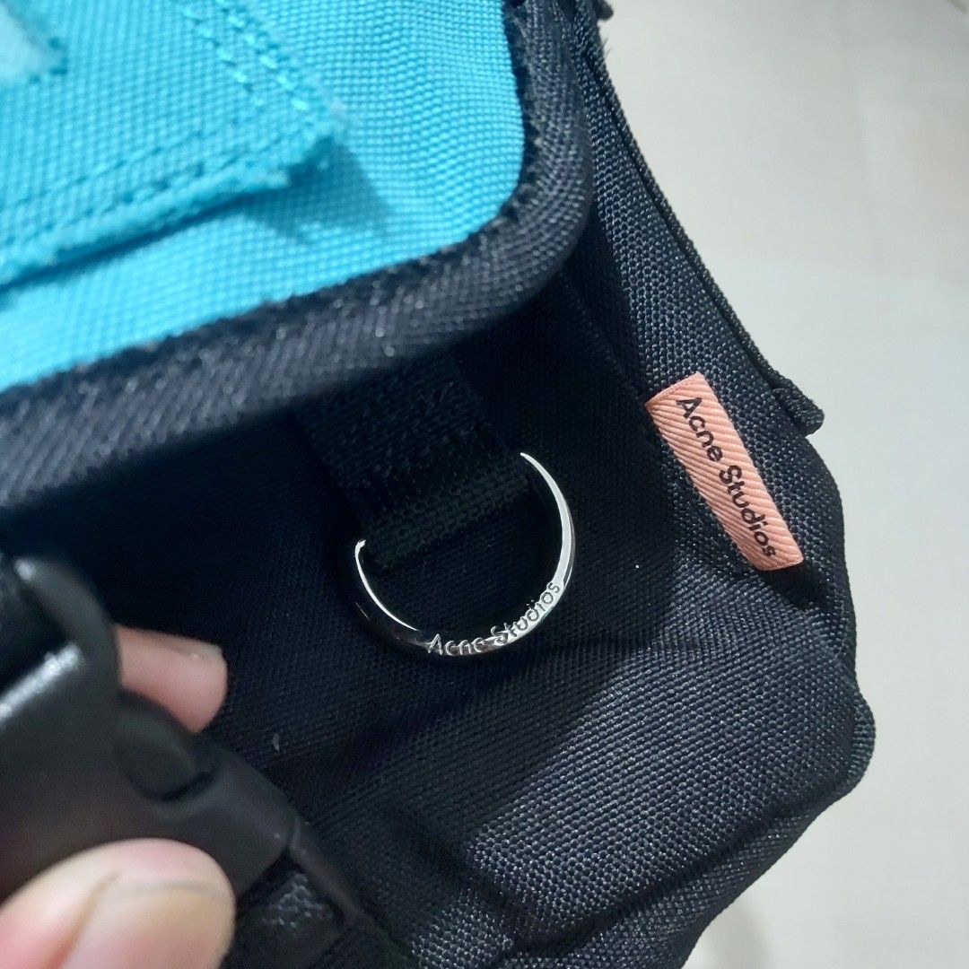 ACNE STUDIOS (Category: Sling Bags) located in Puerto Princesa. Submitted by helwapalawan (Listing ID 1463949892, Image 2). Description: Acne slingbbag unisex wellused 1000 ship.