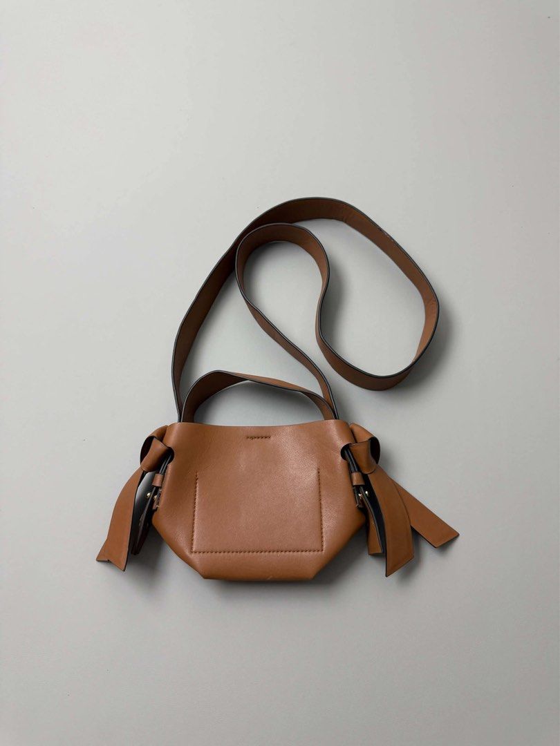 ACNE STUDIOS (Category: Shoulder Bags) located in Guagua. Submitted by sweetboyy (Listing ID 1464054031, Image 1). Description: ACNE STUDIOS MUSUBI MINI BAG IN CAMEL BROWN.