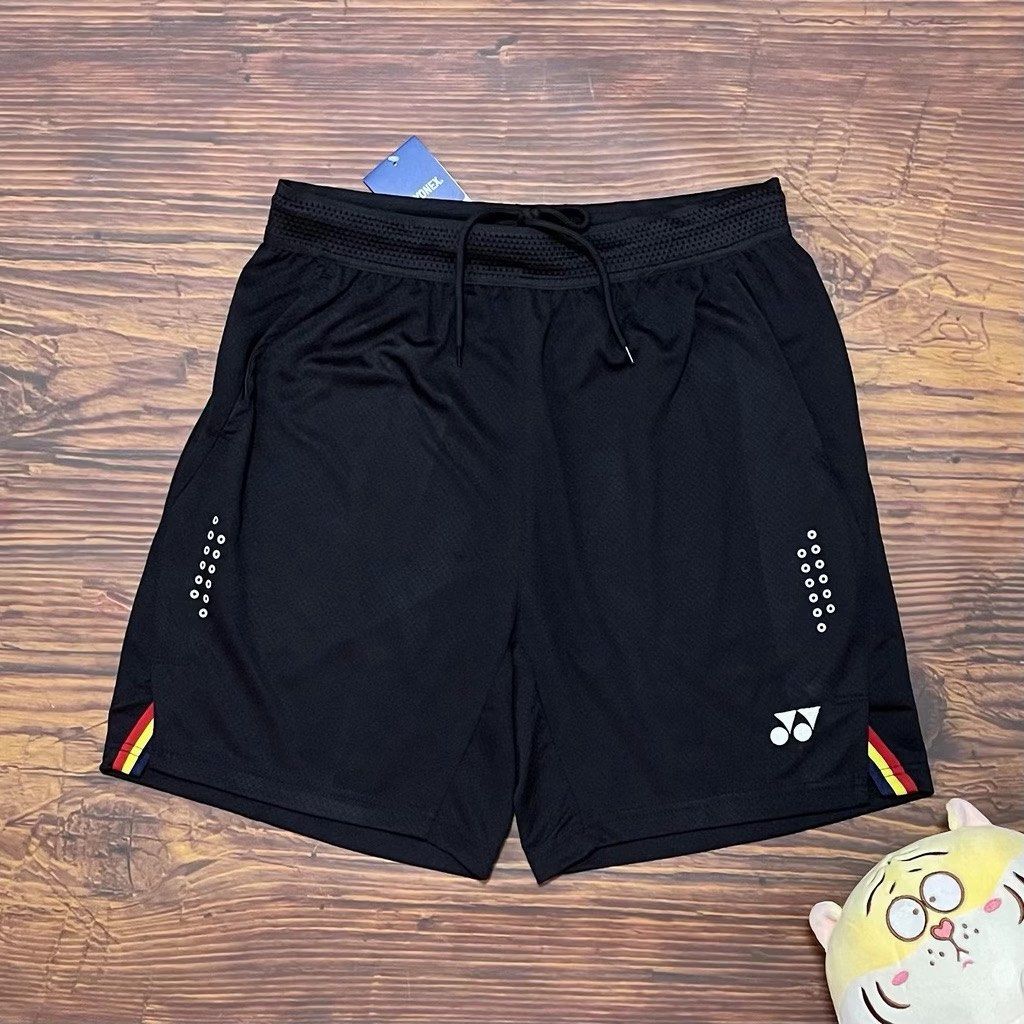 Active wear shorts (Category: Activewear) located in Taytay. Submitted by murahubblueapppage (Listing ID 1464121087, Image 3). Description: Yonex brand We have also a lots of sports accessories like socks, knee support, etc etc Tell me your size and i will assist you :).