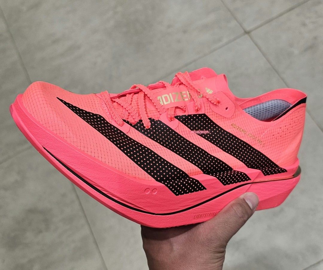 Adidas ADIOS PRO 5 (Category: Sneakers) located in Quezon City. Submitted by justinkixs (Listing ID 1464137260, Image 3). Description: SZ 8 8.5 9 9.5 10 10.5 11 11.5 12 bnew legit.
