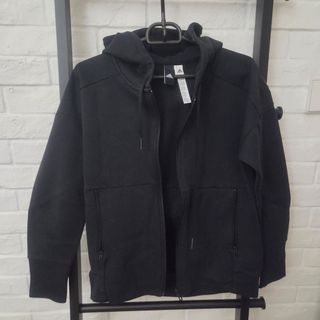 （分類：）位於 。 由 preloved_armoires 提交（商品編號 1464062248，圖片 1）。簡介： 。