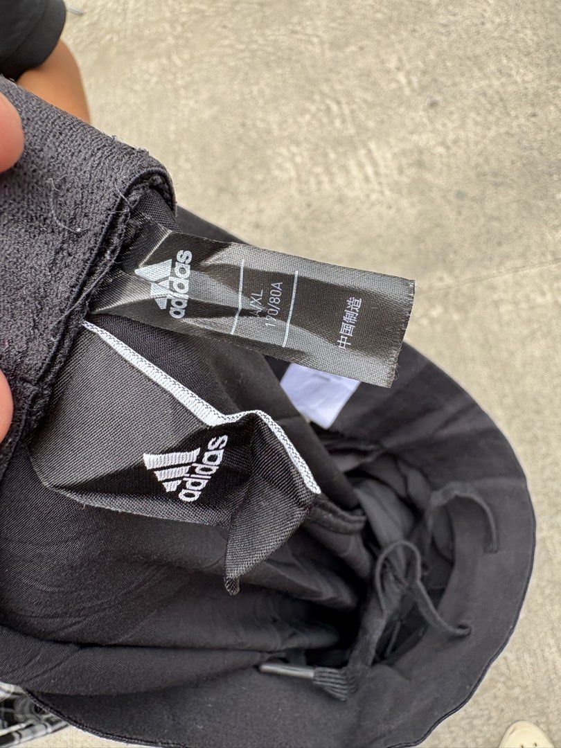 Adidas Black Jogger Pants DY8698 (Category: Joggers) located in Iligan City. Submitted by seddicmoti2002 (Listing ID 1463981664, Image 3). Description: - Black Adidas jogger pants - Made with 86% recycled polyester & 14% elastane - Recycled polyester pocket lining - Elastic waistband with drawstring - Cuffed ankles - Ideal for workouts or casual wear.