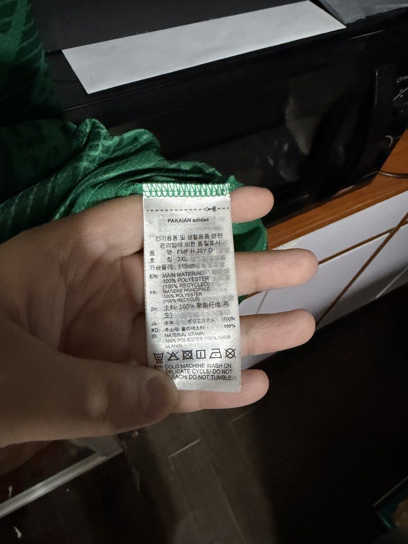 Adidas Mexico World Cup Home Kit 2026 (Category: Activewear) located in Quezon City. Submitted by adriiadrii (Listing ID 1463972467, Image 3). Description: 100% Original Mexico Home Kit 2026 Size XL bnew (no tags) no issue.