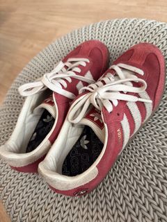 (Category: ) located in . Submitted by plsbuymyclothes (Listing ID 1463981594, Image 1). Description: .
