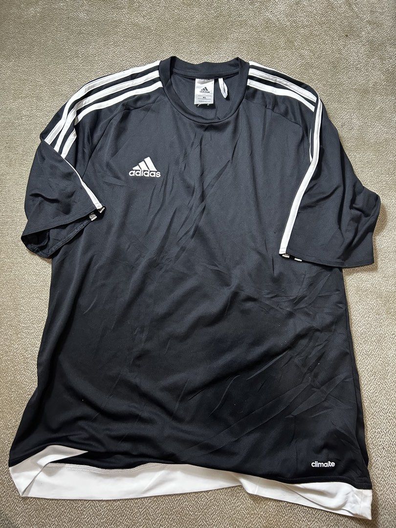 Adidas Shirt (Category: Activewear) located in Aurora. Submitted by purethrift07 (Listing ID 1464006626, Image 1). Description: No issue Excellent Dm me.