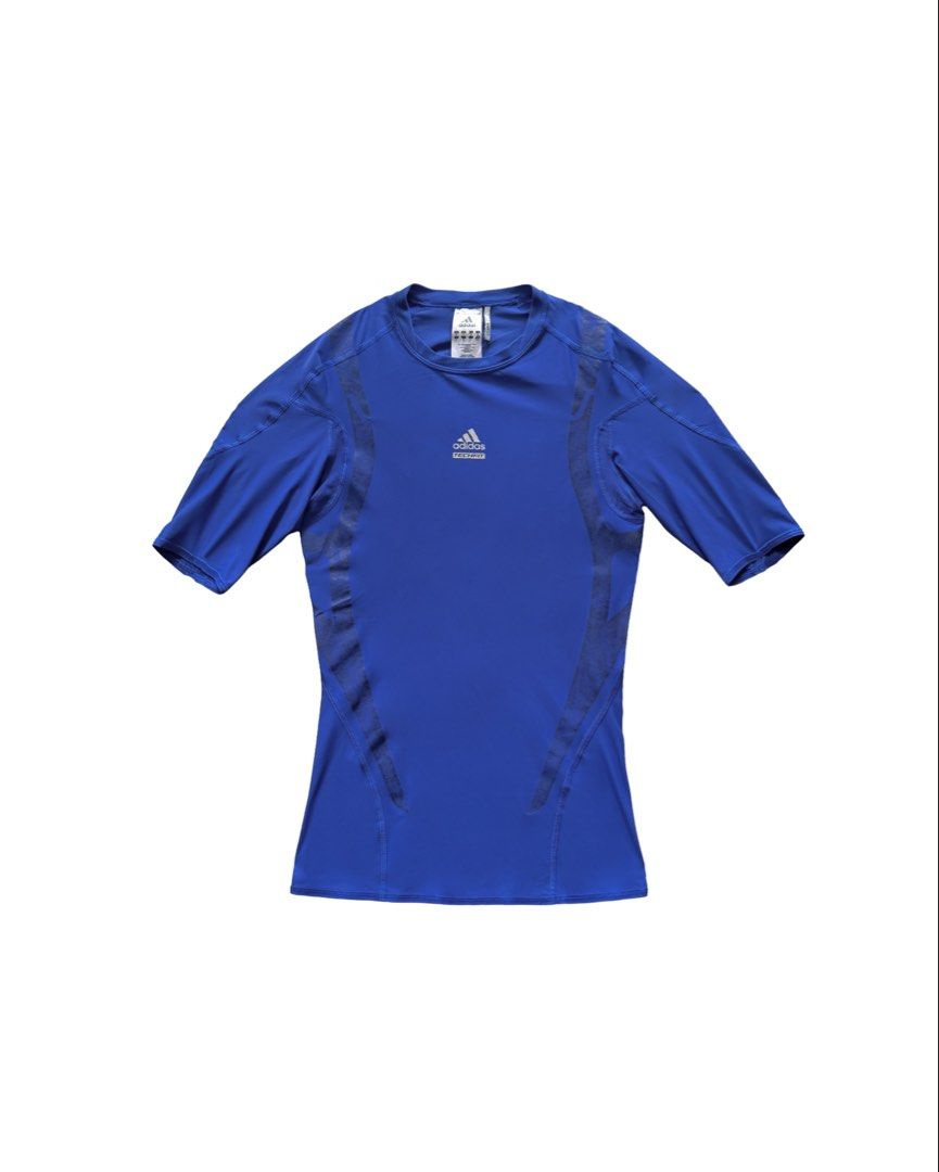 Adidas TECHFIT Compression Training Tee (Category: Tshirts & Polo Shirts ) located in Manila. Submitted by morf_sply (Listing ID 1464015602, Image 1). Description: Tight fit compression, crew neck tee for training. Uses climacool for intense workout with a dynamic X print on the back makes a strong athletic statement. M on tag. Shoulder Width 16.5 in Pit to Pit 15.5 in Length 27 in Sleeves 10 in.