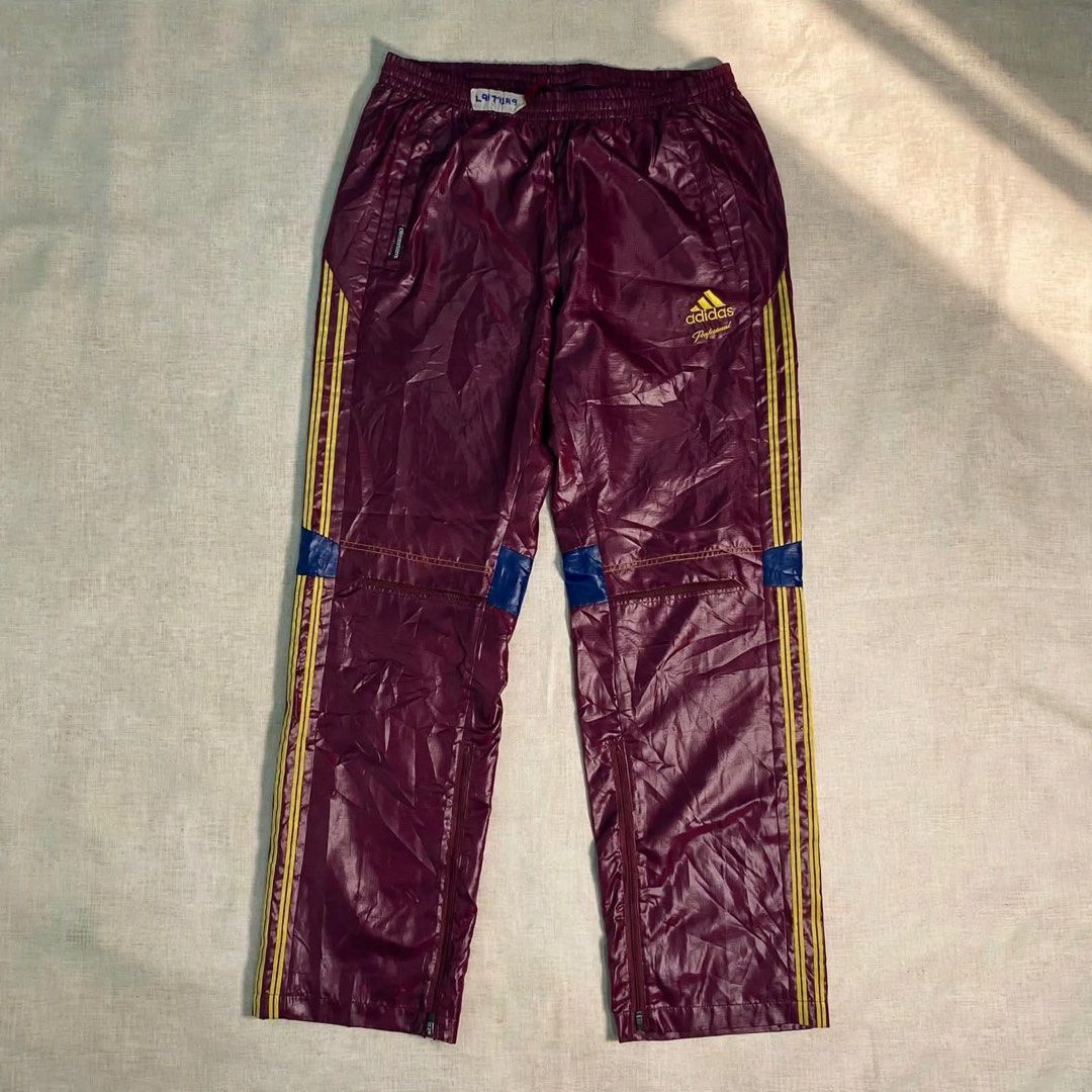 Adidas track pants (Category: Activewear) located in Digos. Submitted by thriftnigoy (Listing ID 1464079616, Image 1). Description: ADIDAS TRACK PANTS 599🏷️ Dimes: inches waist:28-34 length: 41 tigh: 13 leg open:9 - Excellent condition - color rate 9.9 - no issue.