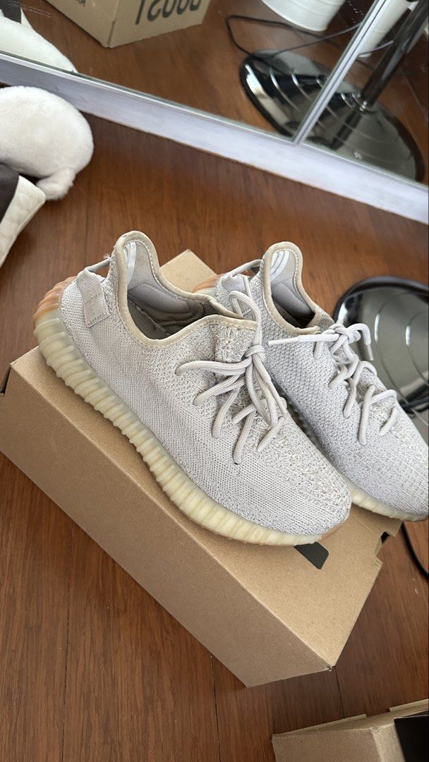 Adidas Yeezy Boost 350 V2 Sesame (Category: Sneakers) located in Taguig. Submitted by mavycat.0208 (Listing ID 1463960666, Image 2). Description: - Adidas Yeezy Boost 350 V2 - Colorway: Sesame - Size: UK 7 / US 7.5 / EU 40.5 - Includes original box and receipt from Japan - Classic and comfortable design - Ideal for everyday wear.