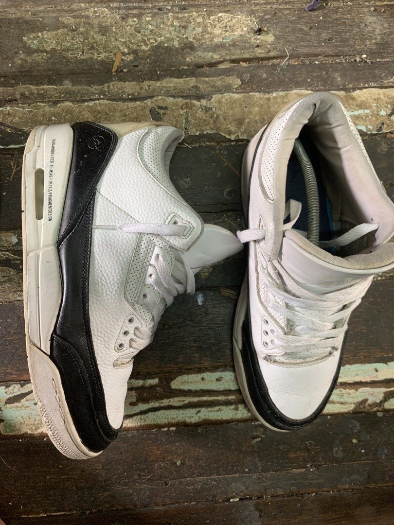 Air Jordan 3 Retro X Fragments (Category: Sneakers) located in Manila. Submitted by wildfire.33cd8c (Listing ID 1464126332, Image 3). Description: - White and Black Air Jordan 3s - Iconic elephant print on toe and heel - Visible creasing and scuffing on midsoles and uppers - Laces are slightly dirty - Still a great pair for everyday wear.