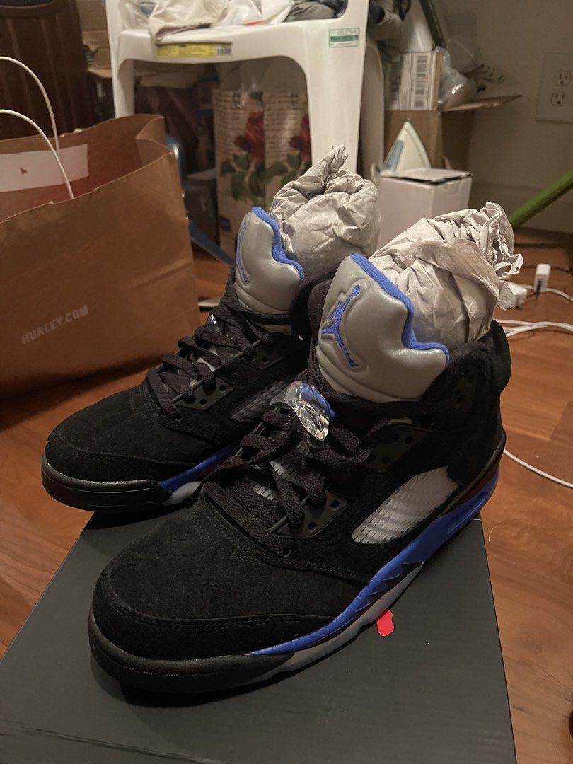 Air Jordan 5 Retro "Racer Blue" (Category: Sneakers) located in Las Pinas. Submitted by ross_cardenas (Listing ID 1463938434, Image 2). Description: - Authentic Air Jordan 5 Retro "Racer Blue" - Sleek black suede upper with vibrant Racer Blue accents - Comes complete with original box and packaging - Includes original lace locks - Ideal for sneaker collectors and everyday style enthusiasts.