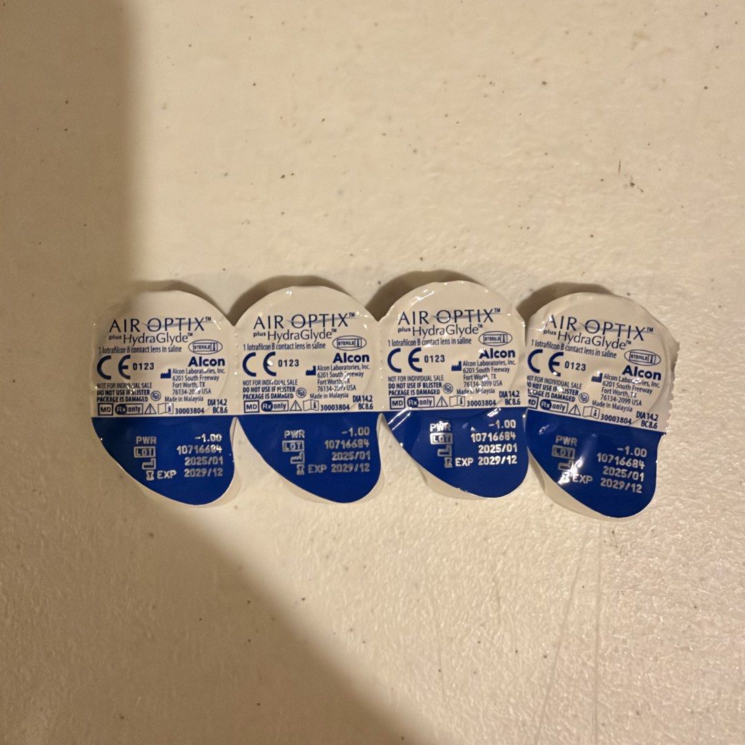 Alcon Air Optix plus HydraGlyde (-1.00) (Category: Vision Care) located in San Juan City. Submitted by acst12 (Listing ID 1463938366, Image 2). Description: RFS: change of grade Bought from Eyecrafts Robinsons Magnolia last Aug 25, 2026 ₱700/pair or ₱1,300 take-all.