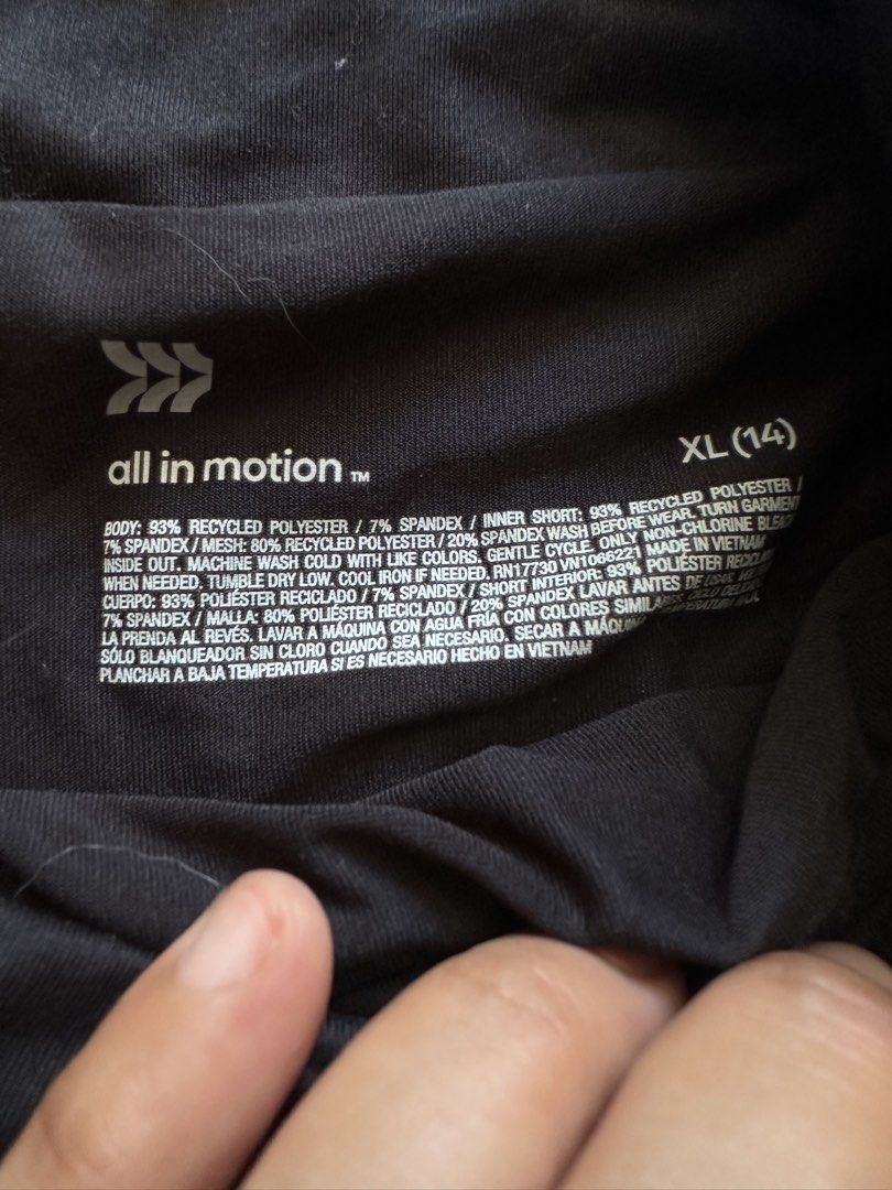 All in Motion Black Athletic Skirt26-31 (Category: Skirts) located in Rosales. Submitted by dariang22 (Listing ID 1463971473, Image 2). Description: - Brand: All in Motion - Color: Black - Size: xl sa kids. But fits to 26-30 - Design: Layered ruffle front, built-in shorts - Material: Recycled polyester and spandex blend (comfort & stretch) - Ideal for: Sports, athletic activities, or casual wear.