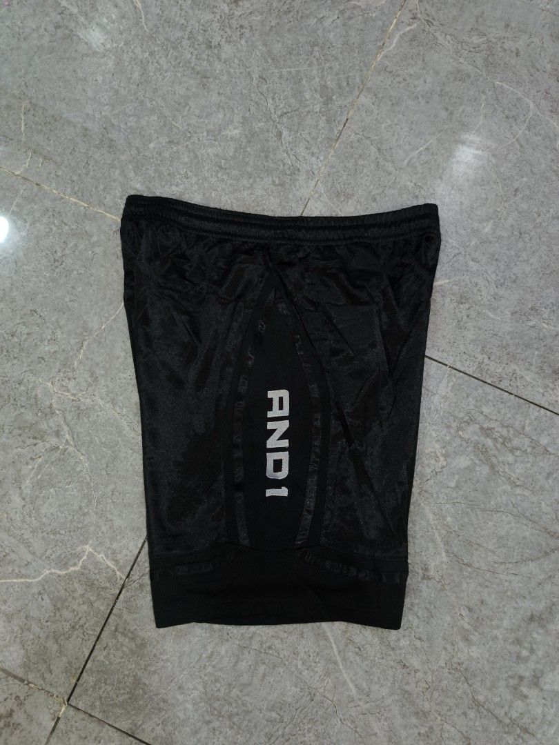 AND1 Black Basketball Shorts (Category: Shorts) located in Talisay. Submitted by rubiobryle20102 (Listing ID 1464042549, Image 1). Description: - Brand: AND1 - Color: Black - Size: XL - Features: AND1 logo on side, elastic waistband with drawstring - Material: Comfortable and breathable - Ideal for: Basketball, sports, or casual wear 480 Free shipping📥.