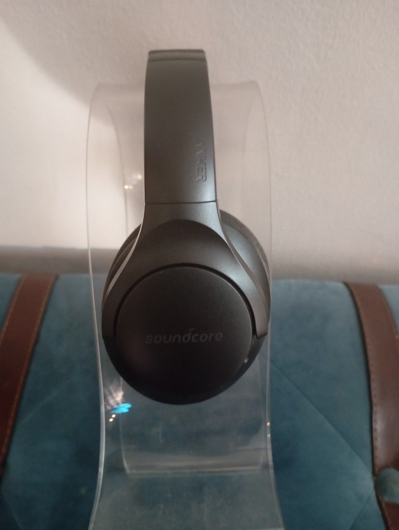 Anker sound core life Q20 BT (Category: Headphones & Headsets) located in Las Pinas. Submitted by the_recycle_shop (Listing ID 1464132915, Image 1). Description: Original good working condition Fully functional.