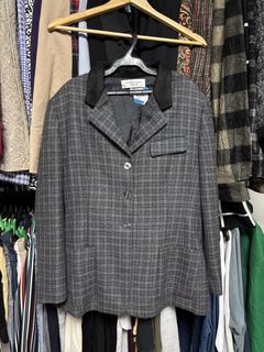 (Category: ) located in . Submitted by isabelasthriftclothes (Listing ID 1464070224, Image 1). Description: .