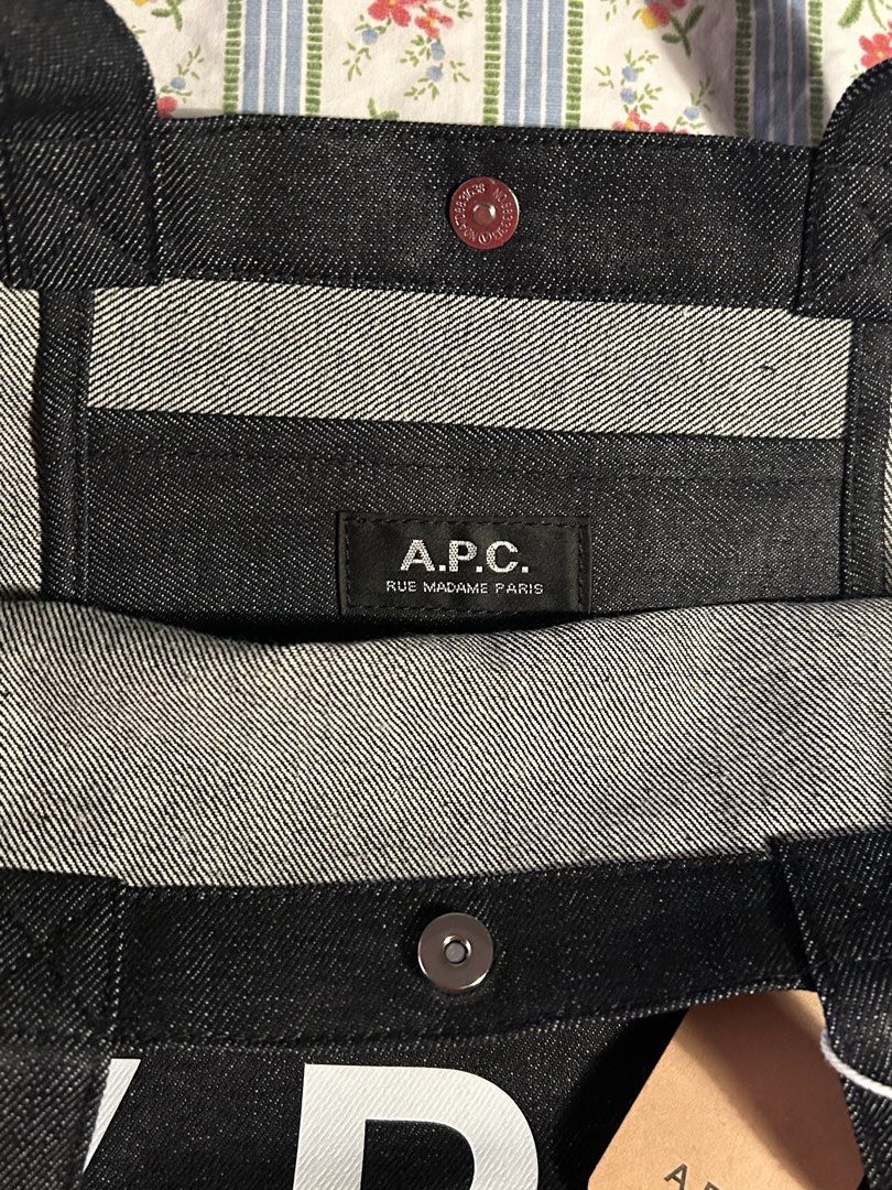 APC Laure Denim Tote Bag (Category: Tote Bags) located in Quezon City. Submitted by bunnny23 (Listing ID 1464032448, Image 2). Description: Bought from Japan Like new, never used, just in my storage Open for offers but no lowballs please.