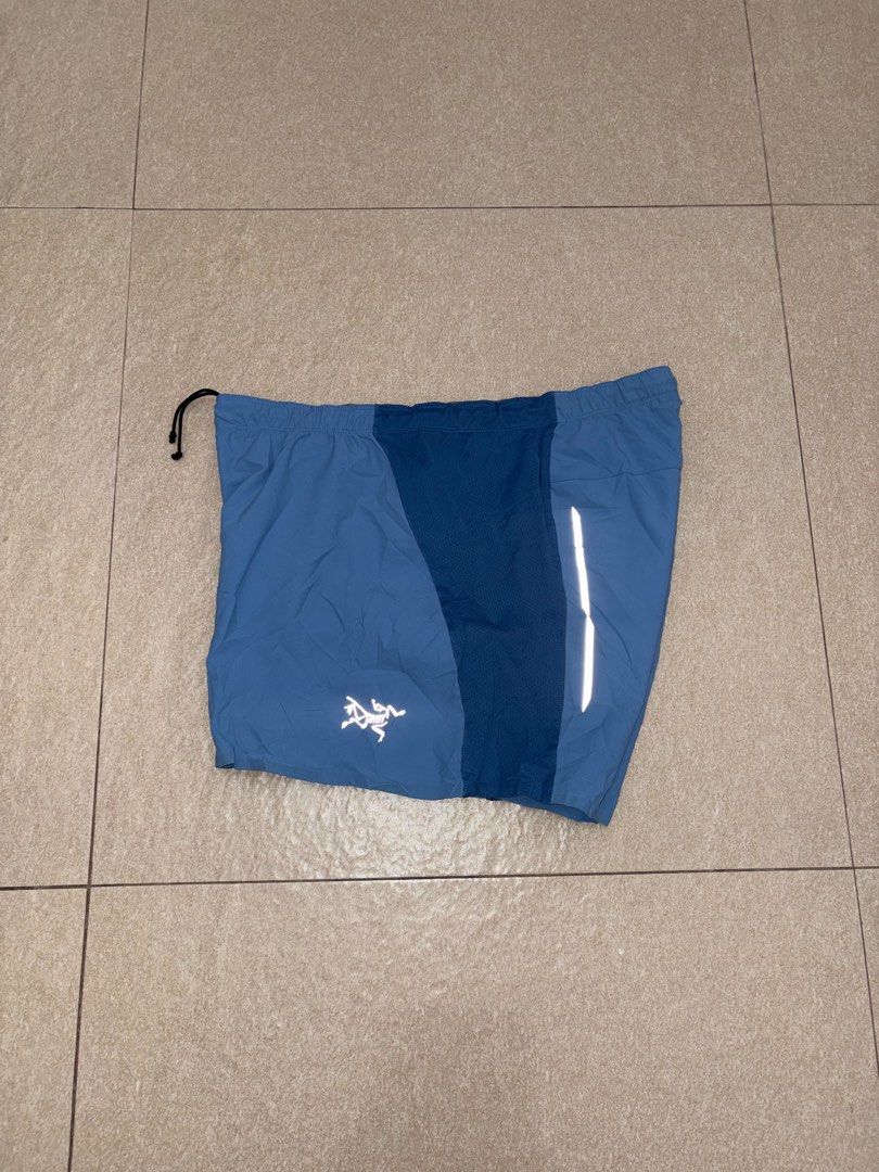 ARCTERYX SHORT DRI FIT (Category: Shorts) located in Manila. Submitted by triptothrift7 (Listing ID 1464070637, Image 1). Description: pm me for fast transaction! ARCTERYX SHORT DRI FIT for only 700 size medium to large waistline 32 x 34 stretch length 13 above the knee no issue excellent condition color rate 9/10 mode of payment gcash or bank transfer location Biñan laguna.