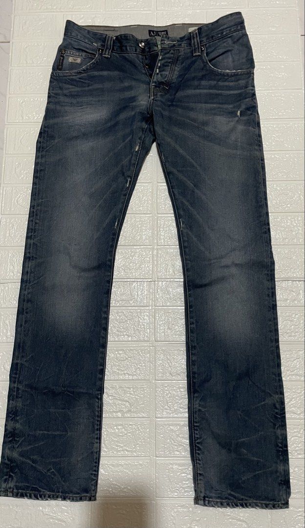 ARMANI JEANS J08 Denim Jeans (Category: Jeans) located in Marilao. Submitted by clear_out_closet (Listing ID 1464071153, Image 1). Description: Item Details: 👇 • Brand: Armani Jeans • Color: Medium Blue Wash • Material: 100% Cotton Premium Denim • Country of Origin: Made in Turkey • Sizing: Tagged Size 32 / J08 Slim Fit (Fits Men’s 32–34 Waist / Refer to flat measurements) • Condition Note: Excellent pre-loved condition with natural whiskering/f