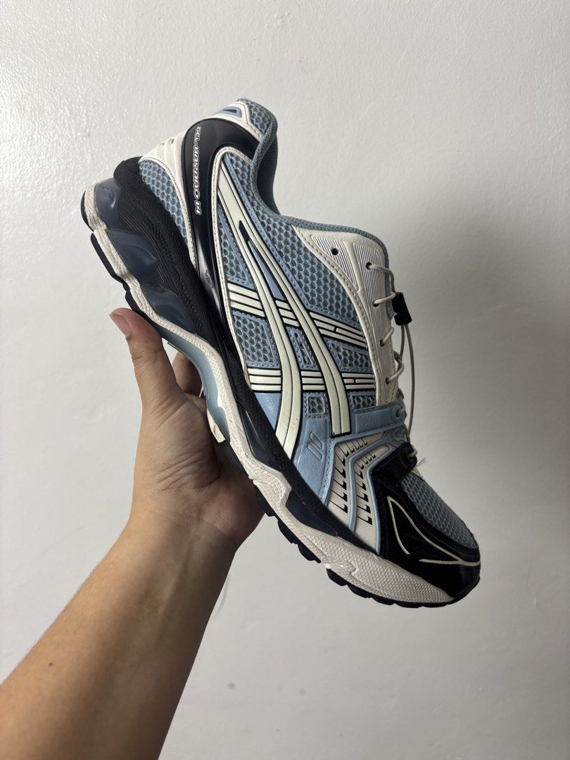 ASICS Gel Kayano 14 US12 (Category: Sneakers) located in San Fernando. Submitted by kayemanalac_05 (Listing ID 1464041648, Image 3). Description: .