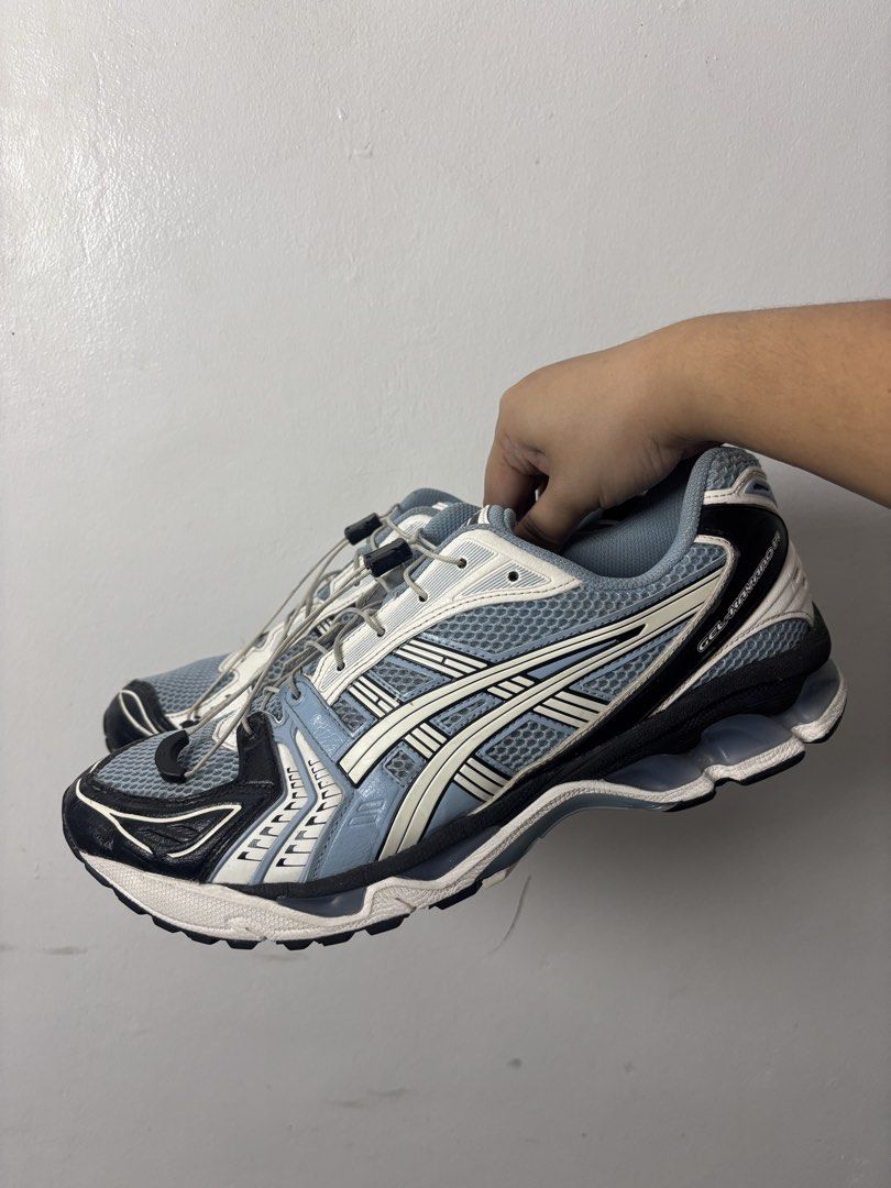 ASICS Gel Kayano 14 US12 (Category: Sneakers) located in San Fernando. Submitted by kayemanalac_05 (Listing ID 1464041648, Image 1). Description: .