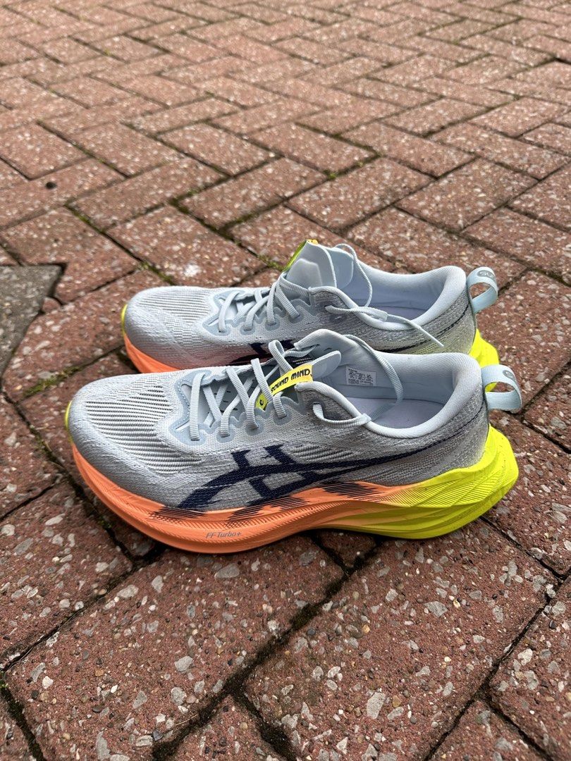 Asics Superblast 2 - Running Shoes (Category: Sneakers) located in Manila. Submitted by clothingrevival (Listing ID 1463948477, Image 1). Description: - Excellent condition - Size 9W/7M - No box.