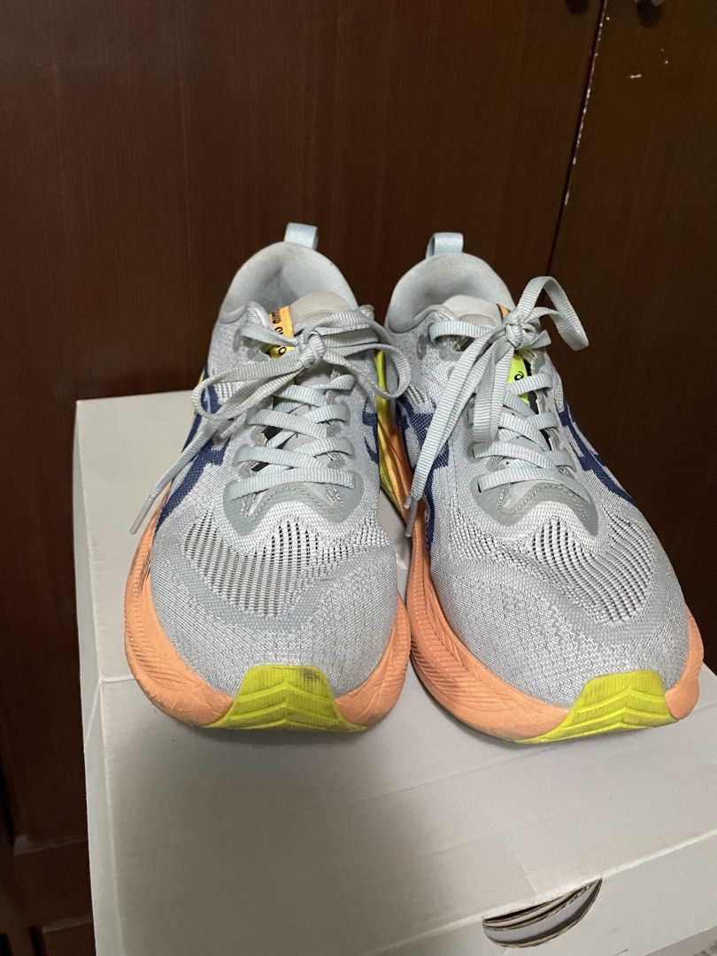 Asics Superblast 2 - Running Shoes (Category: Sneakers) located in Manila. Submitted by clothingrevival (Listing ID 1463948477, Image 3). Description: - Excellent condition - Size 9W/7M - No box.