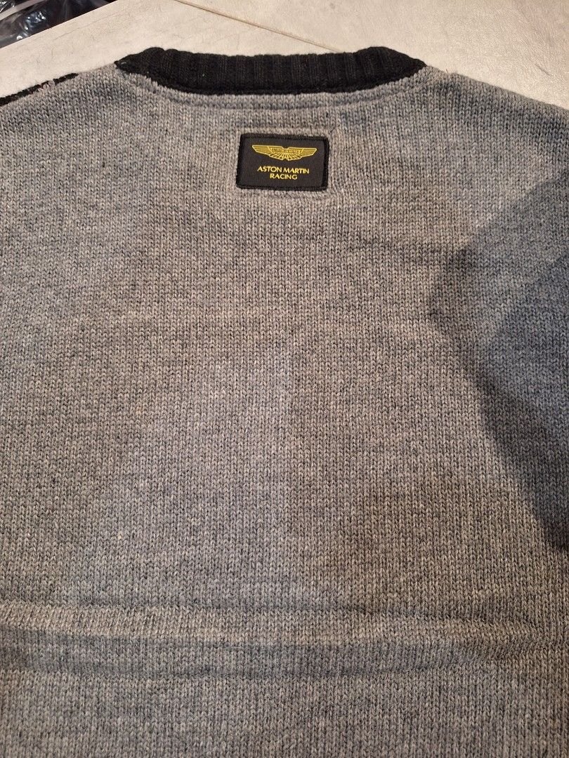 Aston Martin x Hackett knit sweater vest (Category: Vests) located in Santa Rosa. Submitted by pat0317 (Listing ID 1464025504, Image 3). Description: Aston Martin x Hackett knit sweater vest small - 19x24 xxl - 22x28 cod cop j&t lbc lalamove.