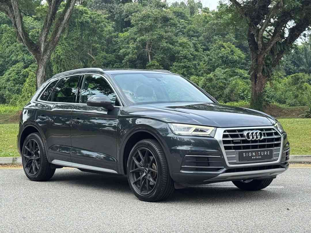 Audi Q5 2.0 TFSI qu S Tronic Sport (A) (Category: Used Cars) located in Singapore. Submitted by signaturemotors (Listing ID 1463999472, Image 2). Description: Showroom: 237 ALEXANDRA ROAD 237 Alexandra Road #02-04 Singapore 159929 Low Mileage! Agent Unit! 1 Of The Most Spacious & Sporty Looking SUV! Come With Audi Smartphone Interface. Audi Parking Aid Plus With Reversing Camera. Audi MMI Sound System. Audi Drive Select. Navigation. Cruise Contro