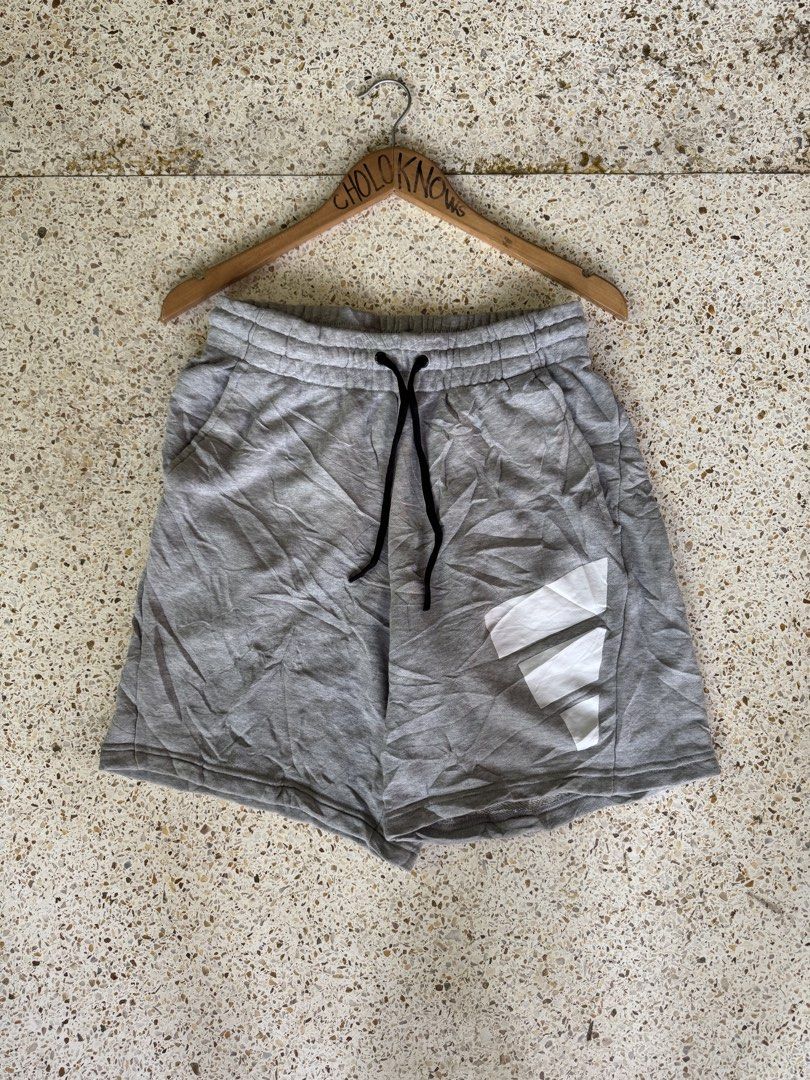 Authentic Adidas Sportswear Future Icon Logo Short (Category: Shorts) located in Badian. Submitted by choloknows (Listing ID 1464123328, Image 1). Description: Excellent 9.5/10 Size S on tag Fit 28-32 waistline Length: 17 Need wash 499 + sf.