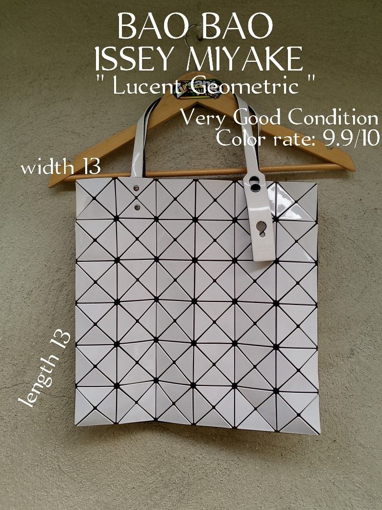 AUTHENTIC! BAO BAO ISSEY MIYAKE (Lucent Geometric) " (Category: Luxury Bags & Wallets) located in Danao, Cebu. Submitted by azaiahnere02 (Listing ID 1464106473, Image 1). Description: details are in first photo ‎measurements through tape measure ‎pm/dm for other details,issues or transactions ‎negotiable! 👊😁.