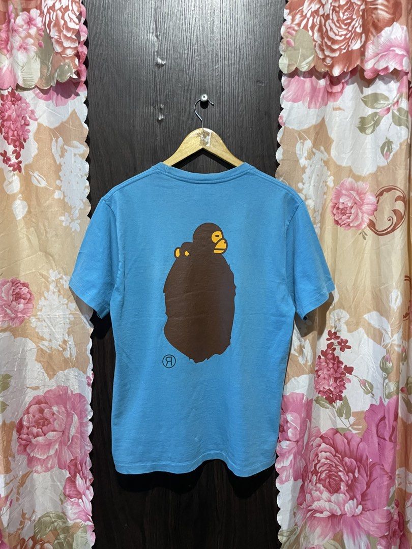 AUTHENTIC BAPE MILO MIRROR TSHIRT (Category: Tshirts & Polo Shirts ) located in Cagayan de Oro. Submitted by dwight_666 (Listing ID 1464083676, Image 2). Description: size medium on tag 20x27.5 complete tags authentic/legit with side stitch good condition flawless print minimal usage sa neck color rate: 8.8/10.