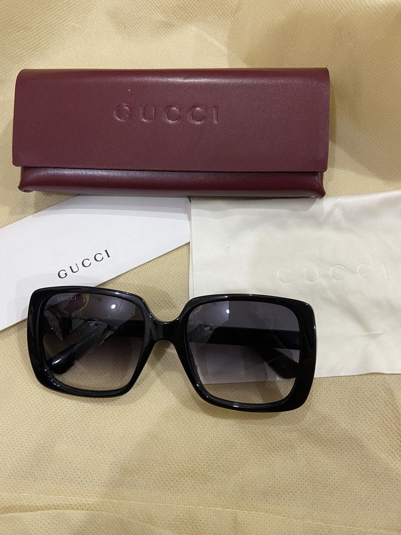 Authentic Gucci Sunglass (Category: Luxury Accessories) located in Paranaque City. Submitted by potatoeeee (Listing ID 1464025687, Image 1). Description: Pm me for more details..