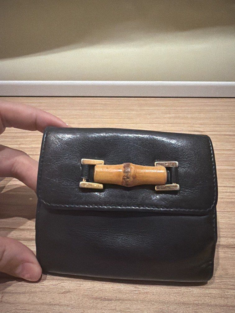 Authentic rare gucci bamboo wallet (Category: Wallets & Card holders) located in Quezon City. Submitted by theyellowbasket (Listing ID 1464102152, Image 1). Description: Authentic rare gucci bamboo wallet With minimal mold stains Signs of use .